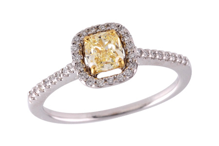 A187-58230: LDR .52 LGT FANCY YELL DIA .66 TW (EGL D14022404)