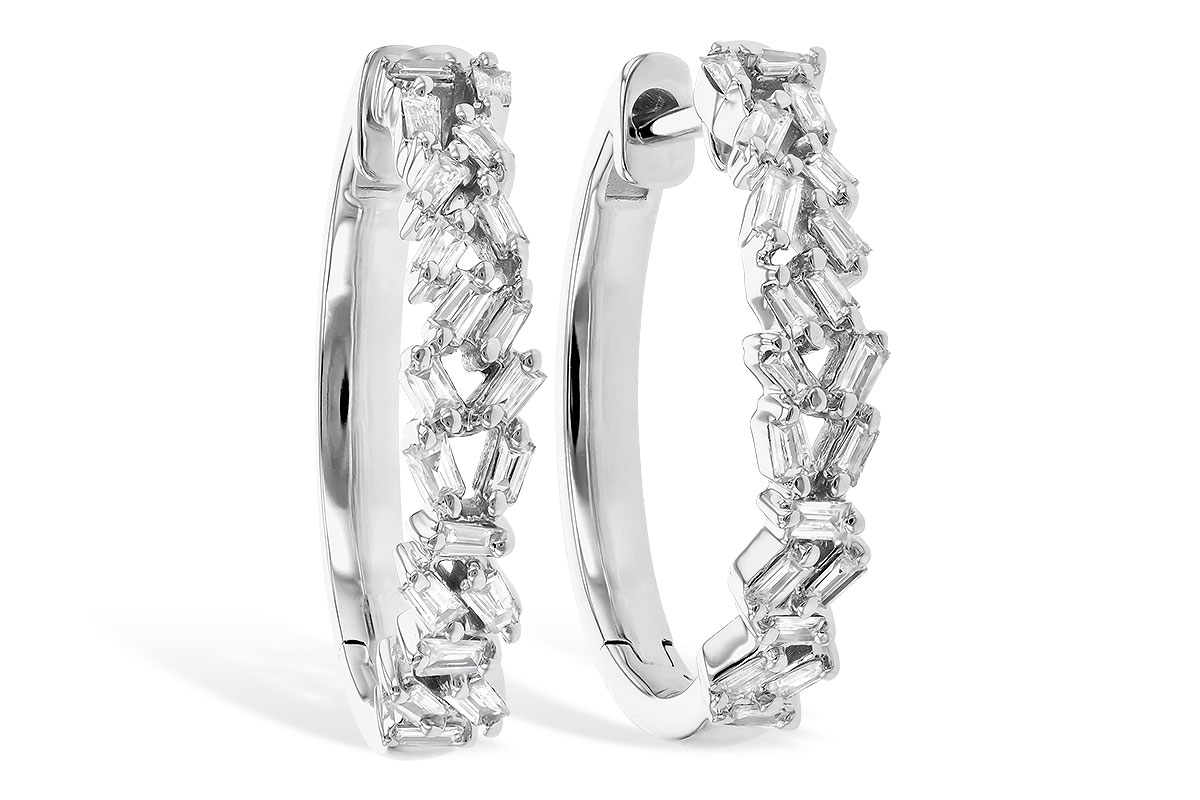 C273-02794: EARR .26 TW BAGUETTES