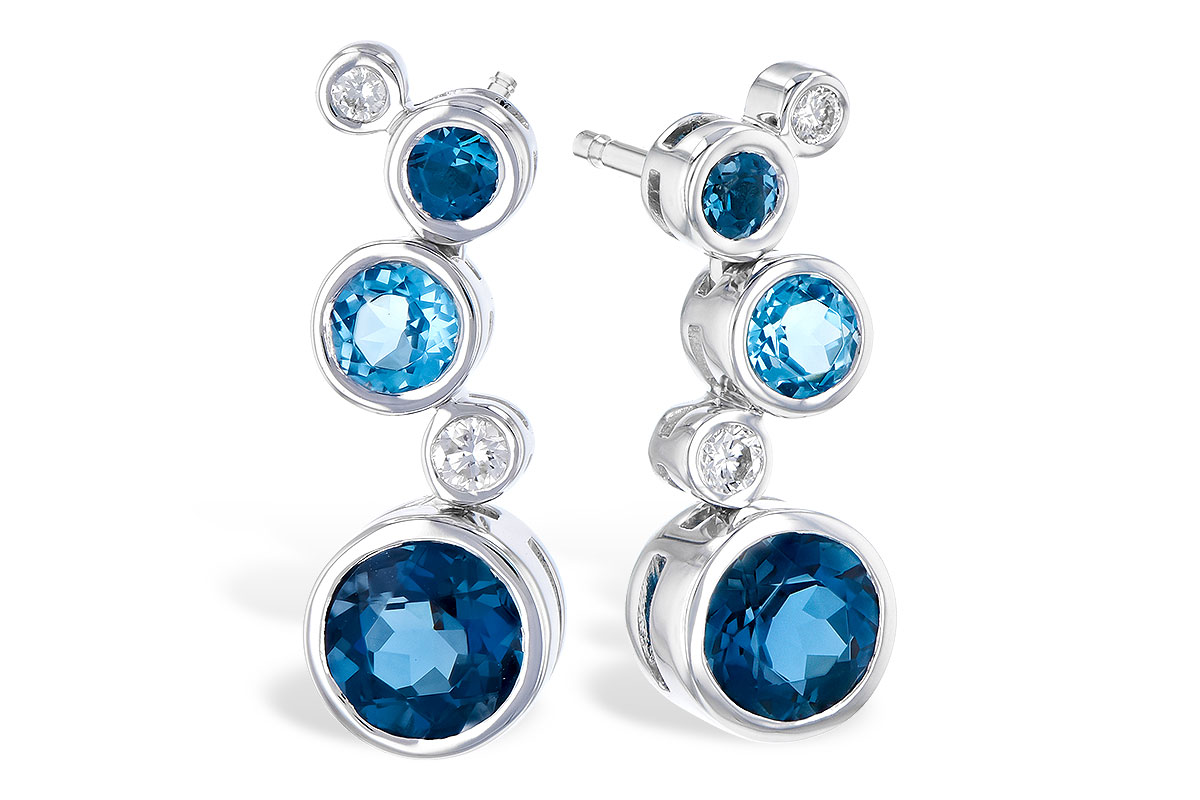 K273-06439: EARR 2.27 BLUE TOPAZ 2.40 TGW