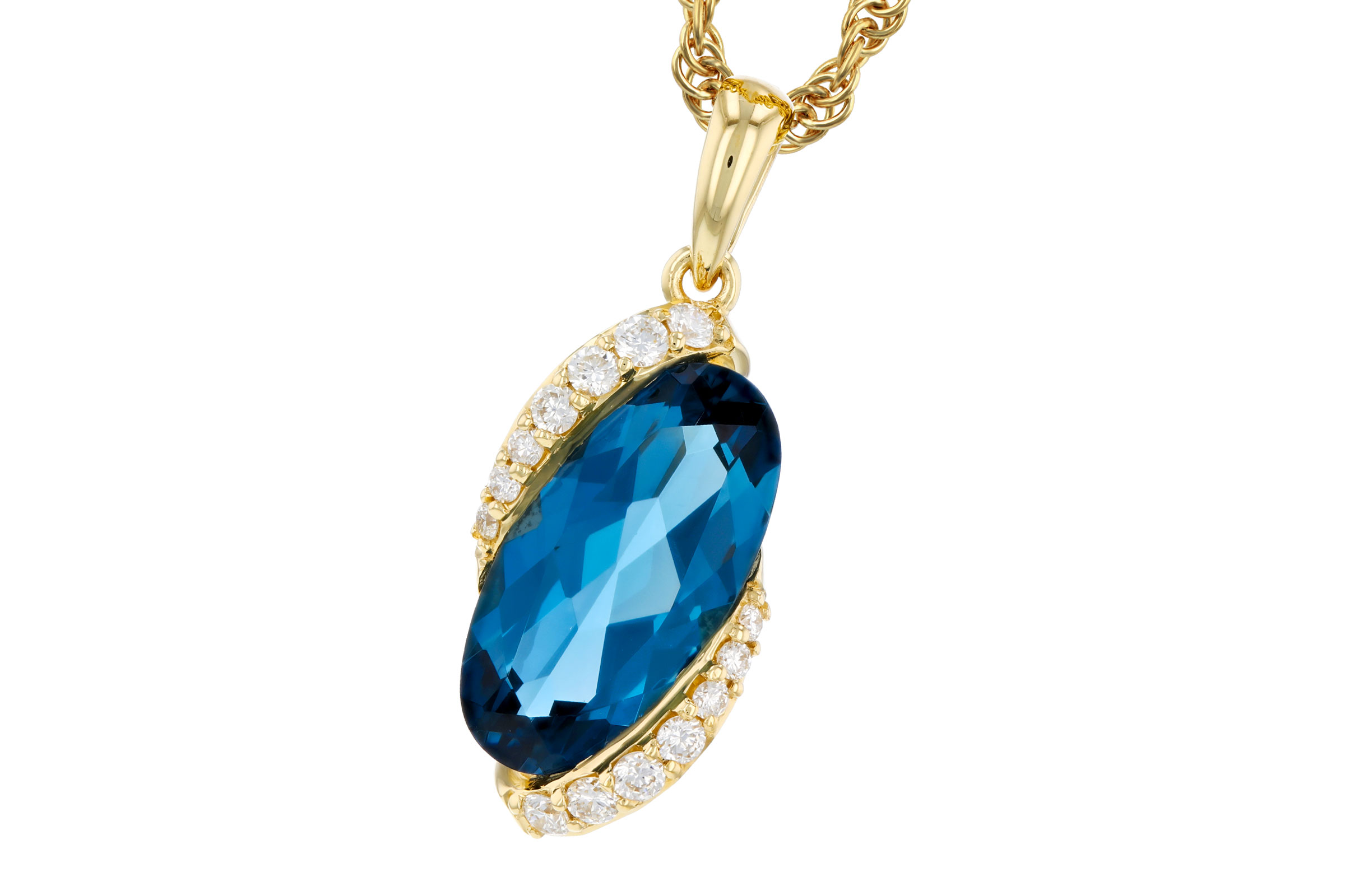 M275-75484: NECK 2.25 LONDON BLUE TOPAZ 2.37 TGW (12x6MM LBT)